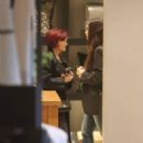 Sharon Osbourne – Doing some retail therapy at James Perse in Beverly Hills - 454 x 681