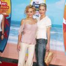Brittany Murphy and Christina Applegate - The Teen Choice Awards 2004 - 419 x 612