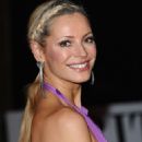 Brit Awards 2011 - Tess Daly - 454 x 682