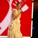 Steve Tyler and Pink - VH1/Vogue Fashion Awards 2002