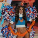 Izabel Goulart - Victoria's Secret 2012 Fashion Show Runway - Show - 408 x 612