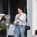 Lana Del Rey – Shopping at L’agence on Melrose Place in West Hollywood - 454 x 681