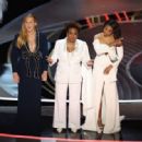 Amy Schumer, Wanda Sykes and Regina Hall - The 94th Annual Academy Awards (2022) - 454 x 318