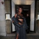 Leomie Anderson – Posing outside the Marc Jacobs event in London - 454 x 681
