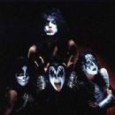 KISS - Entertainment Weekly Magazine Pictorial [United States] (16 August 1996) - 418 x 480