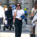 Lea Michele – Seen on a stroll in New York - 454 x 554