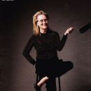Meryl Streep - Pani Magazine Pictorial [Poland] (December 2021) - 454 x 672