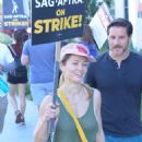 Erika Christensen – Is seen at SAG AFTRA strike in front of Netflix Studios in Hollywood - 454 x 670