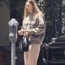 Jessica Hart – Seen while running errands in Los Angeles - 454 x 681