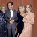 Cybill Shepherd and Bruce Willis - The 44th Annual Golden Globe Awards - 432 x 612