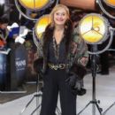 Caroline Goodall - 408 x 612