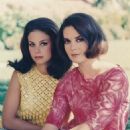 Lana Wood and Natalie Wood - 454 x 519