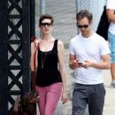 Anne Hathaway and fiance Adam Shulman walking Esmeralda in Brooklyn, NY (August 25) - 454 x 681
