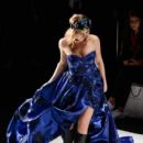 Gizem Karaca : Tuba Ergin - Runway - Mercedes-Benz Fashion Week Istanbul - September 2018 - 400 x 600