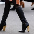Araya Alberta Hargate – Arriving to Fendi Couture SS24 Show during the Haute Couture Week in Paris - 454 x 302