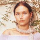 Nina Persson - 454 x 307