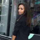 Meagan Tandy at Build Series in New York - 454 x 681