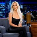Kim Kardashian -  The Tonight Show Starring Jimmy Fallon - Season 9 - 408 x 612