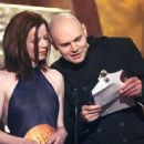 Shirley Manson and Billy Corgan - The 41st Annual Grammy Awards (1999) - 454 x 337