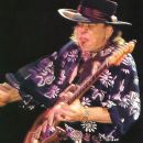 Stevie Vaughan - 385 x 560