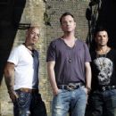 East 17 - 454 x 340