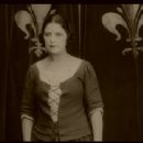 Joan the Woman - Geraldine Farrar - 454 x 340