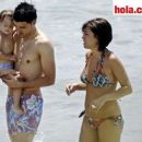 David Villa and Patricia Villa - 454 x 382