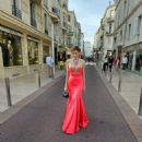 Blanca Blanco – Walking To The Grand Auditorium Louis Lumière In Cannes - 454 x 605