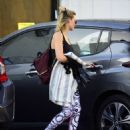 Margot Robbie in Leggings – Leaving the gym in Los Angeles