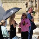 Chiara Mastroianni – With Catherine Deneuve filming ‘O Sole Mio’ - 454 x 517