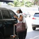 Olivia Culpo – Spotted while leaving Miami - 454 x 681