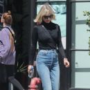 January Jones – Stopping by Maria Tash on Melrose Pl. in West Hollywood - 454 x 681
