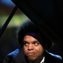 Eric Lewis (pianist)