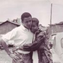 Barack Obama and Michelle Obama - 454 x 313