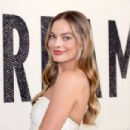 Margot Robbie – World premiere of Amsterdam at the Lincoln Center in New York