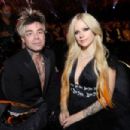 Derek Smith and Avril Lavigne - The 64th Annual Grammy Awards (2022) - 454 x 303