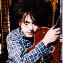 Robert Smith - 200 x 270