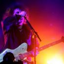 Robert Smith - 454 x 335