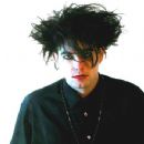 Robert Smith - 350 x 409