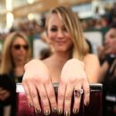 Kaley Cuoco - The 71st Annual Golden Globe Awards - Arrivals (2014)