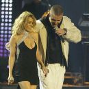 Justin Timberlake and Kylie Minogue - The Brit Awards 2003 Show - 352 x 612