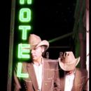Dwight Yoakam - 400 x 526