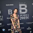 Janina Uhse – Place2Be Influencer Award in Berlin - 454 x 681