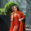 Hailee Steinfeld – Photographed in orange ensemble in New York - 454 x 745