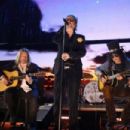 2025-01-30 Fireaid concert w/ THE BLACK CROWES - 454 x 303