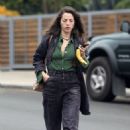 Olivia Thirlby – Running errands in Los Angeles - 454 x 681