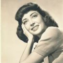 Marie Windsor - 454 x 577