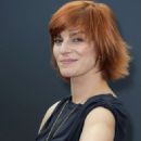 Fauve Hautot - 454 x 681