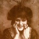 Ruth Roland - 454 x 712