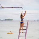 Survivor (2000) - 454 x 681